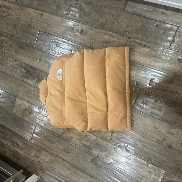 Northface Nuptse teen size large(12) - Picture 8 of 16